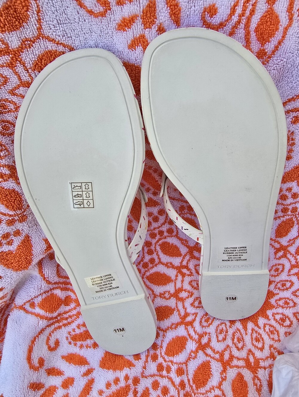 Tory Burch Miller Rainbow Sprinkles Patent Leather Sandals Sz 11M - Picture 7 of 7